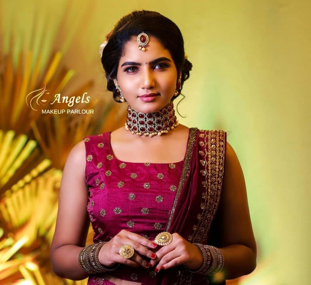 ANGELS MAKEUP PARLOUR MANNARKKAD